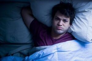 Tỉnh dậy trong đêm và khó ngủ lại: Hãy cẩn thận với căn bệnh này và khẩn trương phòng ngừa