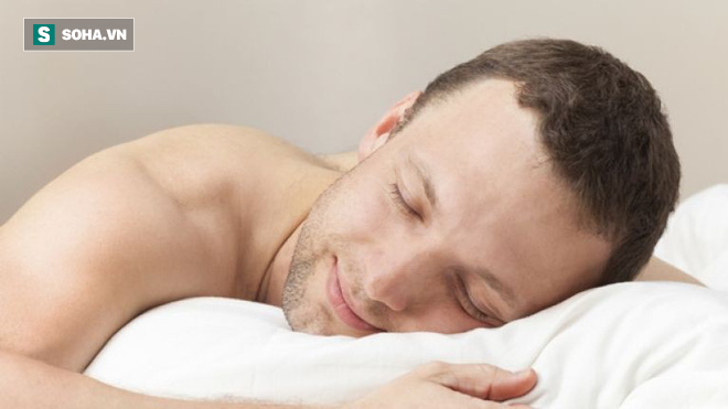 5 lợi ích khi ngủ khỏa thân: Mùa hè là thời điểm thích hợp để làm, cần cho cả nam và nữ - Ảnh 1.