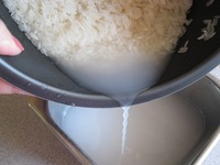 Những lợi ích “thần kỳ” từ nước vo gạo không phải ai cũng biết