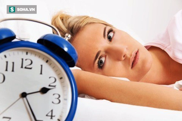 5 dấu hiệu bất thường trong lúc ngủ cảnh báo sức khỏe đang xuống cấp trầm trọng - Ảnh 1.
