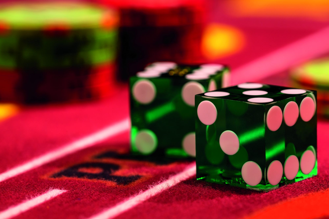 Vì sao cờ bạc lại gây nghiện: Những lý giải dưới góc nhìn y học - Ảnh 2.