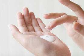 Thu hồi kem chống nắng chỉ số SPF 12 nhưng nhãn ghi 50