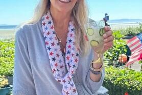 5 việc làm hàng ngày giúp U80 được khen trẻ 'như chị gái của cháu'