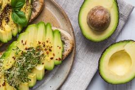 6 loại quả giúp hạn chế tóc bạc sớm