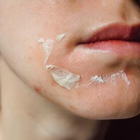 5 món mỹ phẩm không nên dùng ngày cận Tết để bảo toàn làn da