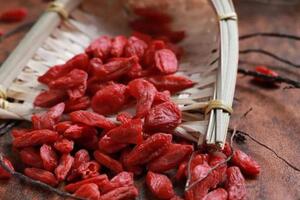 Chuyên gia tuổi thọ Nhật Bản liệt kê 7 thực phẩm những người sống lâu nhất thế giới hay ăn