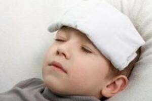 Những phương pháp hạ sốt thường được nhiều người áp dụng