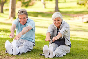 Những môn thể thao nào người đau khớp gối có thể chơi?