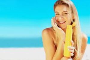 Kem chống nắng nào tốt cho da nhờn