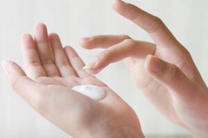 Bệnh huyết trắng ở chị em phụ nữ và cách phòng ngừa