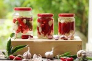 Công dụng và cách làm tỏi ngâm giấm thơm ngon đúng điệu