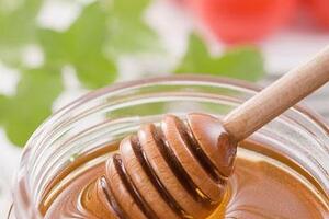 Làm đẹp da bằng mật ong