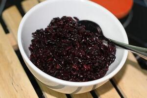 Tết Đoan Ngọ, ăn rượu nếp "diệt trăm bệnh”, phòng ung thư nhưng ghi nhớ 1 điều kẻo rước họa