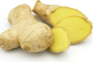 Bài thuốc trị bong gân sưng tấy với gừng tươi
