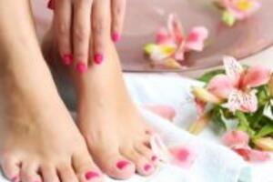 Mẹo chữa hôi chân hiệu quả bạn cần nhớ