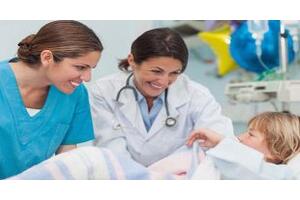 Chuẩn bị cho con trước các thủ thuật y khoa