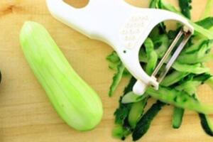 Lợi ích ít người biết từ việc ăn dưa chuột đã được gọt vỏ