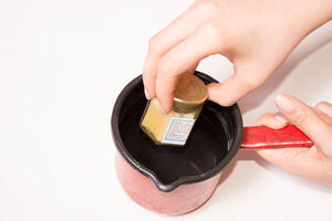 Bạn nghĩ tự mình có thể làm kem dưỡng xóa bay rạn da sau sinh?