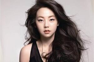 Hướng dẫn cách chăm sóc tóc đẹp mượt mà và gợn sóng