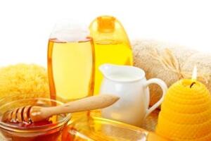 Tác dụng chữa bệnh và làm đẹp của mật ong