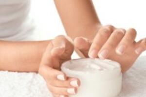 3 bước làm kem dưỡng trắng da body đơn giản