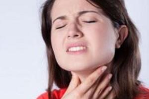 Nếu nuốt mà nghẹn hoài, bạn nên chú ý vì dể bị ung thư