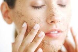 Cách chăm sóc da phòng ngừa mụn 4 mùa