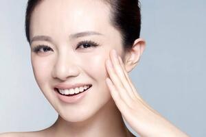 Phương pháp giúp da đầy sức sống nhờ trang điểm