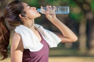 Tầm quan trọng của việc uống nước khi luyện tập thể dục thể thao