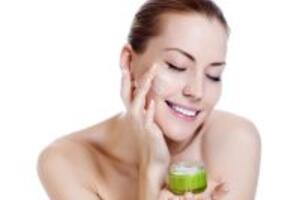 Mẹo chăm sóc da căng mọng cho cô nàng da khô