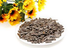 Chia sẽ bí quyết giảm cân bất ngờ từ hạt hướng dương