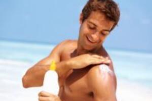 Nam giới không nên sử dụng kem chống nắng, vì sao?