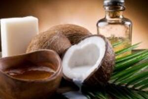 Cách trị nám da bằng dầu dừa cho làn da nhạy cảm
