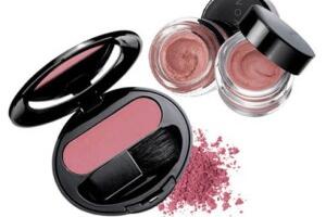 Hướng dẫn cách chọn và sữ dụng phấn bột và phấn nền khi trang điểm