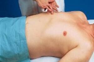 Các triệu chứng bệnh men gan cao và cách điều trị