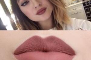 Điểm danh 3 màu son quyến rũ cho những ngày Đông