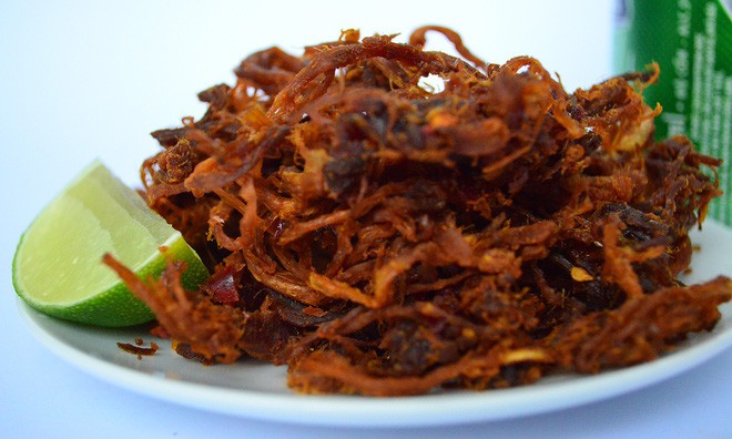 Sắp Tết rồi, hãy cẩn trọng để tránh mua phải thịt bò khô làm từ phổi lợn, thịt thối tẩm hóa chất - Ảnh 2. Sắp Tết rồi, hãy cẩn trọng để tránh mua phải thịt bò khô làm từ phổi lợn, thịt thối tẩm hóa chất - Ảnh 2.