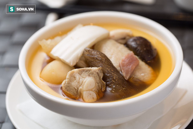 6 lời khuyên để ăn canh đúng cách: Bạn đã biết ăn cơm hay canh trước sẽ tốt hơn? - Ảnh 2. 6 lời khuyên để ăn canh đúng cách: Bạn đã biết ăn cơm hay canh trước sẽ tốt hơn? - Ảnh 2.