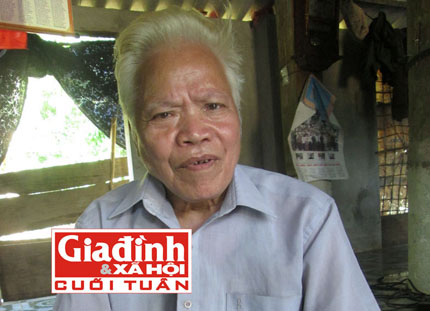 Ông Nưng tâm sự với phóng viên. Ảnh T.G Ông Nưng tâm sự với phóng viên. Ảnh T.G