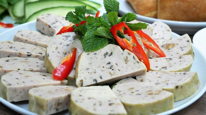 Mua giò lụa dịp Tết: Đừng quên những cảnh báo và hướng dẫn nhận biết giò sạch - bẩn từ chuyên gia - Ảnh 3. Mua giò lụa dịp Tết: Đừng quên những cảnh báo và hướng dẫn nhận biết giò sạch - bẩn từ chuyên gia - Ảnh 3.