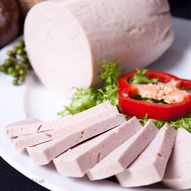 Mua giò lụa dịp Tết: Đừng quên những cảnh báo và hướng dẫn nhận biết giò sạch - bẩn từ chuyên gia - Ảnh 1. Mua giò lụa dịp Tết: Đừng quên những cảnh báo và hướng dẫn nhận biết giò sạch - bẩn từ chuyên gia - Ảnh 1.