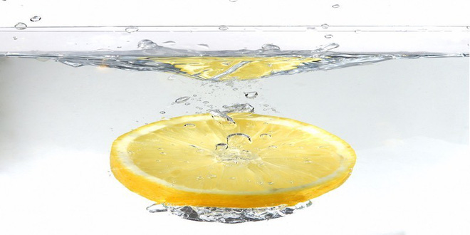 lemon-water- lemon-water-