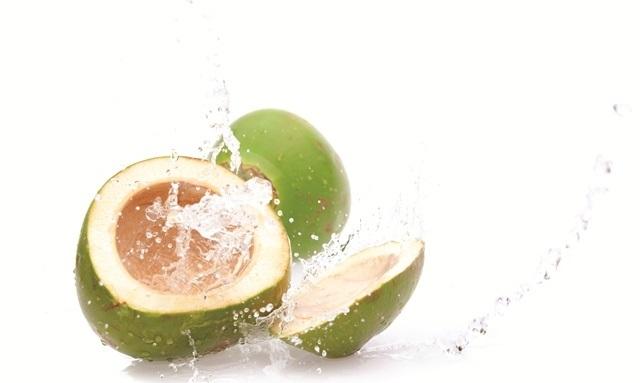 coconut water splashing