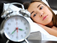 Buổi tối: Đi ngủ lúc mấy giờ thì tốt?