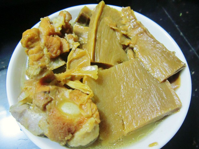 Nhận biết lưu huỳnh trong măng khô và cách loại bỏ lưu huỳnh để có món măng ngon vào dịp Tết này - Ảnh 5. Nhận biết lưu huỳnh trong măng khô và cách loại bỏ lưu huỳnh để có món măng ngon vào dịp Tết này - Ảnh 5.