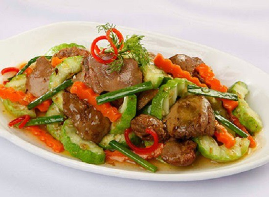 Có nên ăn gan xào cà rốt? - Ảnh 1. Có nên ăn gan xào cà rốt? - Ảnh 1.