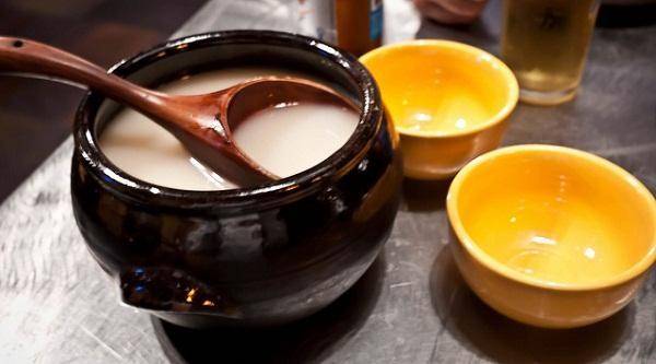 Bật mí cách trị nám da bằng rượu gạo của phụ nữ Nhật Bản Kem trị nám