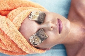 Túi trà trị thâm quầng mắt hiệu quả