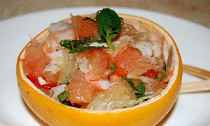 salad-buoi-sot-tieu-den