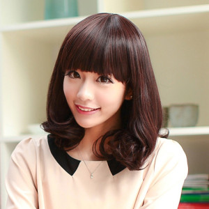 lam-dep-cho-toc-mai-ngang-tran-lon-uon-cong